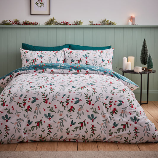 Catherine Lansfield Brushed Christmas Holly & Mistletoe Duvet Cover Set