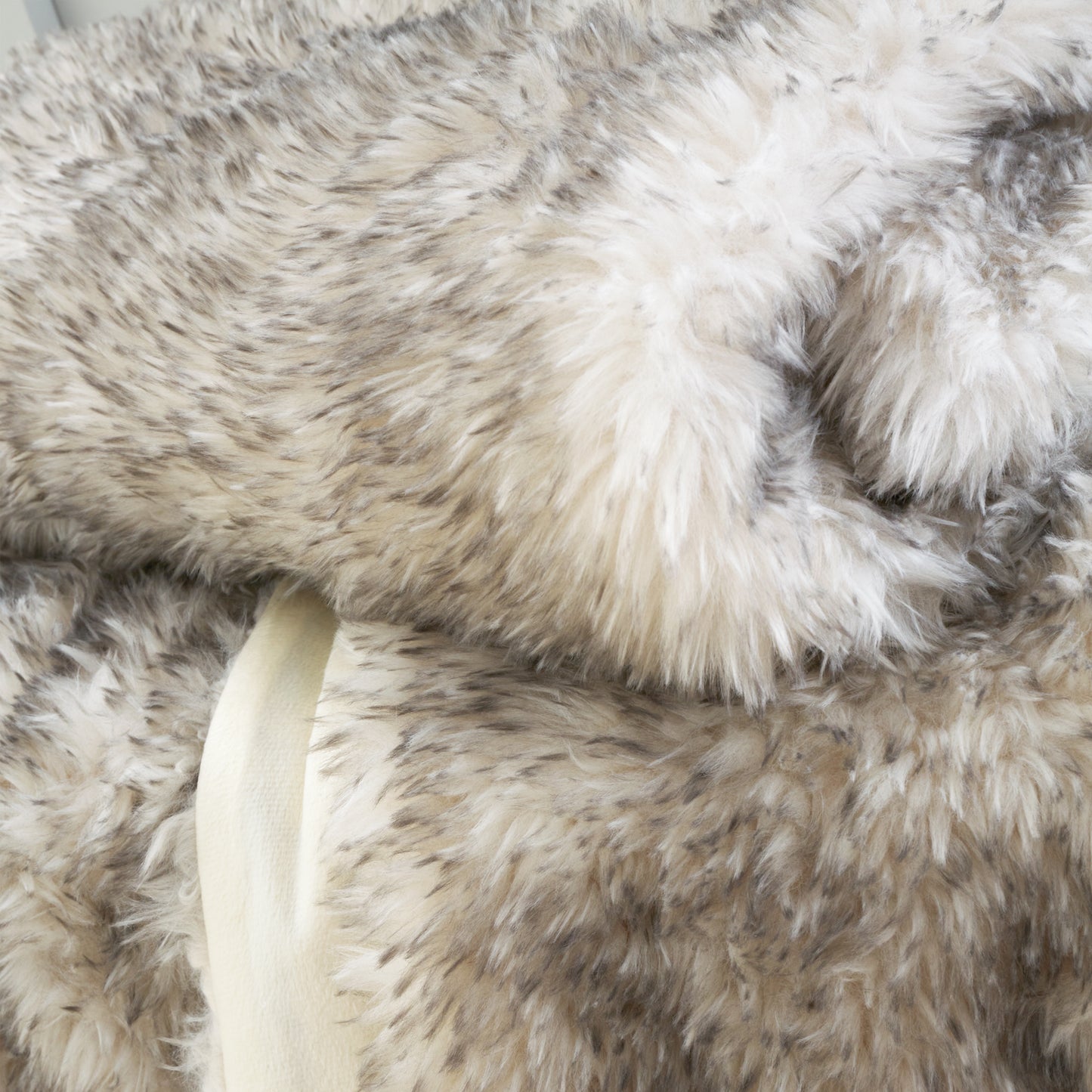Catherine Lansfield Arctic Fox Throw