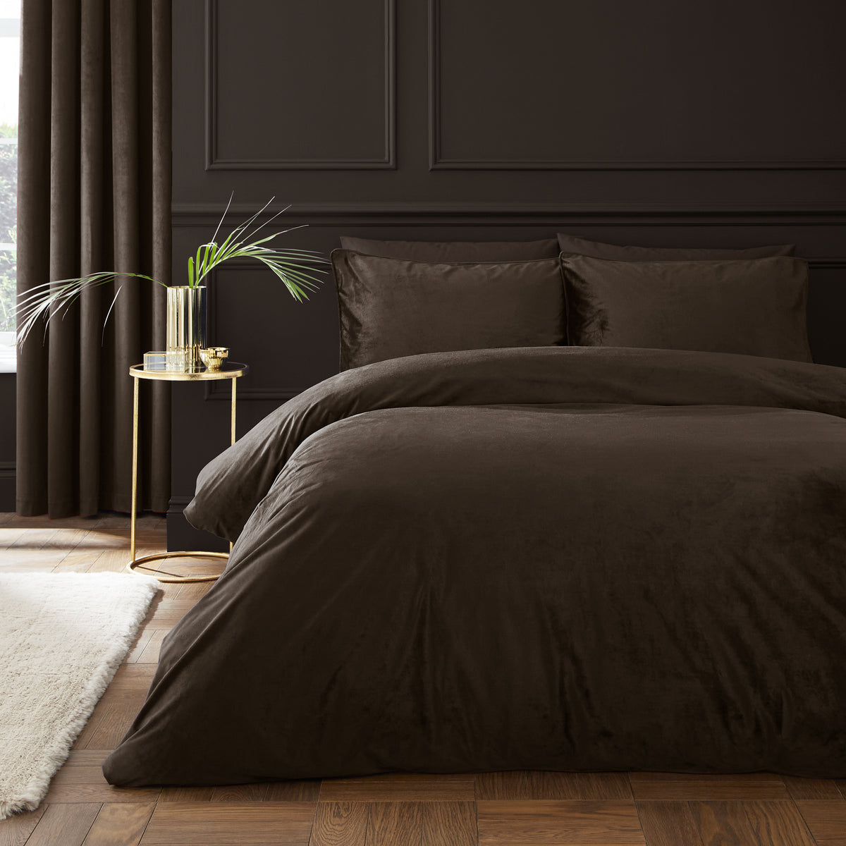 Catherine Lansfield Kingsley Matt Velvet Duvet Cover Set - Chocolate