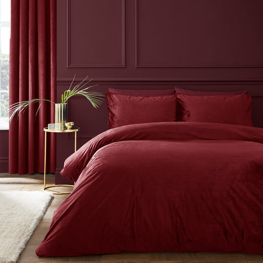 Catherine Lansfield Kingsley Matt Velvet Duvet Cover Set - Raspberry