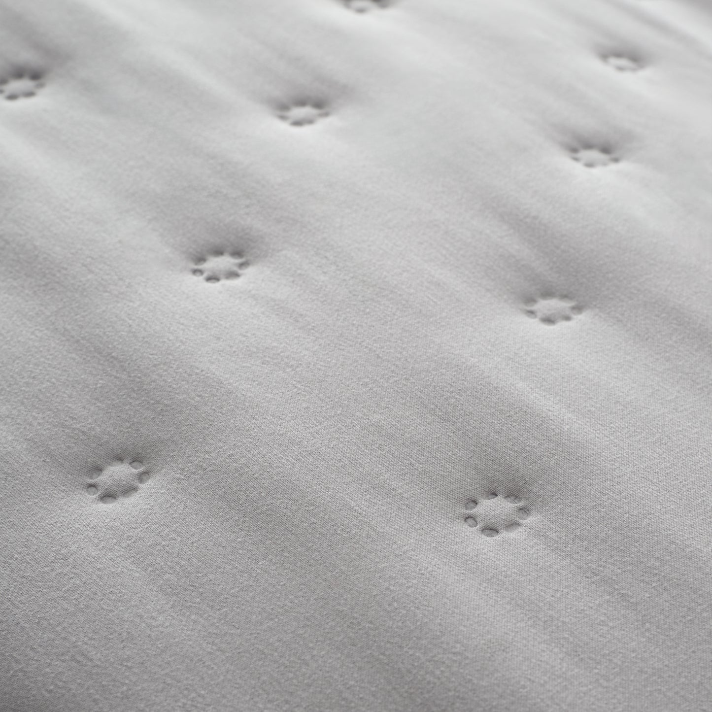 Catherine Lansfield Cosy Nori Sherpa Bedspread - Silver
