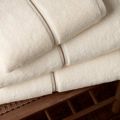 Bianca Zero Twist Satin Stitch Bath Towels - Cream