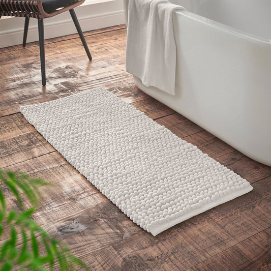 Bianca Aspen Bobble Bath Runner - White