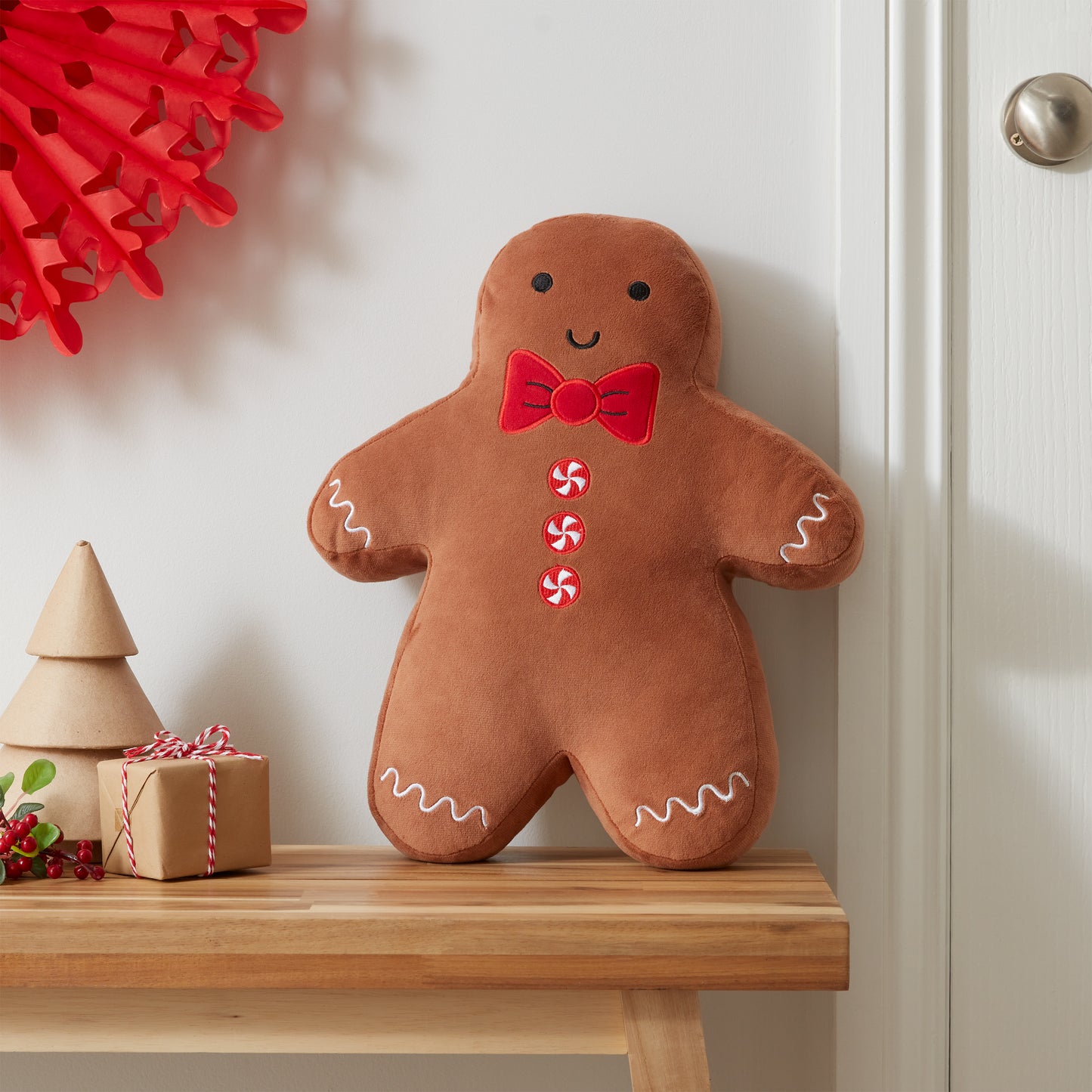 Catherine Lansfield Christmas Gingerbread 3D Cushion