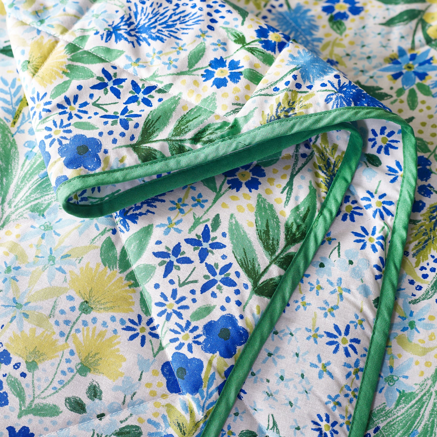 Catherine Lansfield Tilly Floral Bedspread - Blue