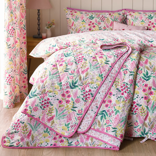 Catherine Lansfield Tilly Floral Bedspread - Pink