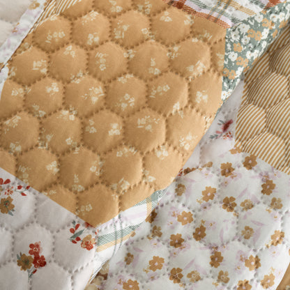 Catherine Lansfield Floral Patchwork Bedspread