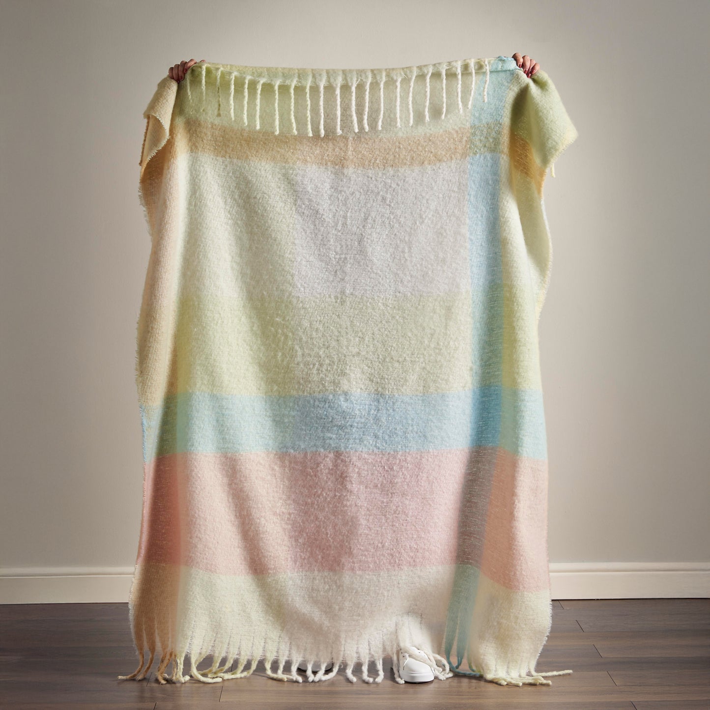 Catherine Lansfield Faux Mohair Check Throw - Pastel