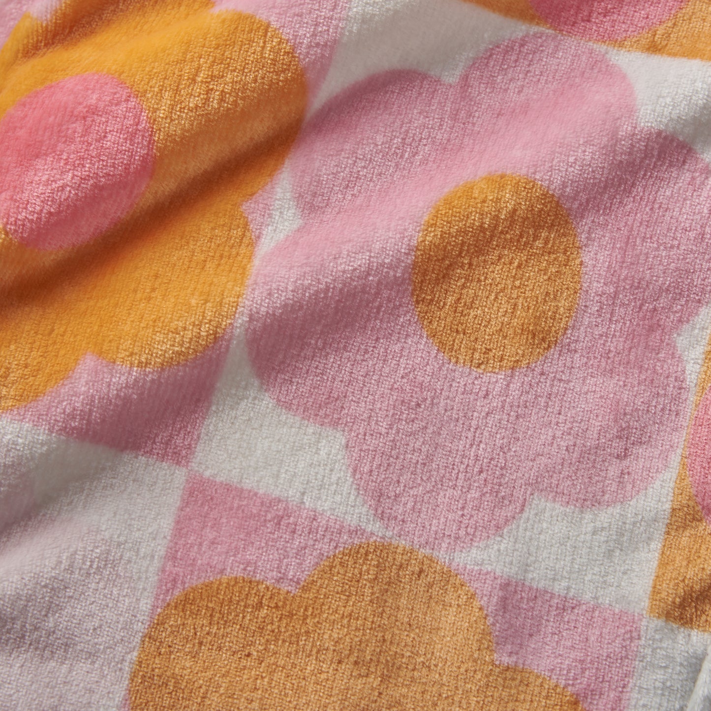 Catherine Lansfield Retro Daisy Throw