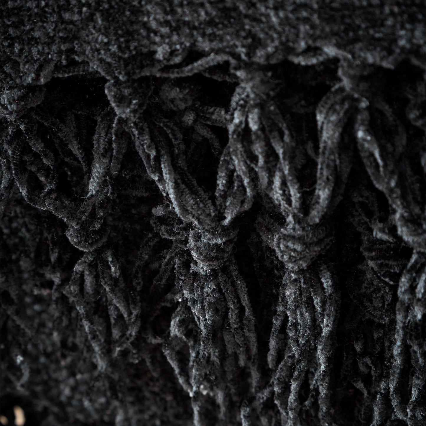 Catherine Lansfield Wilson Plain Chenille Throw - Black