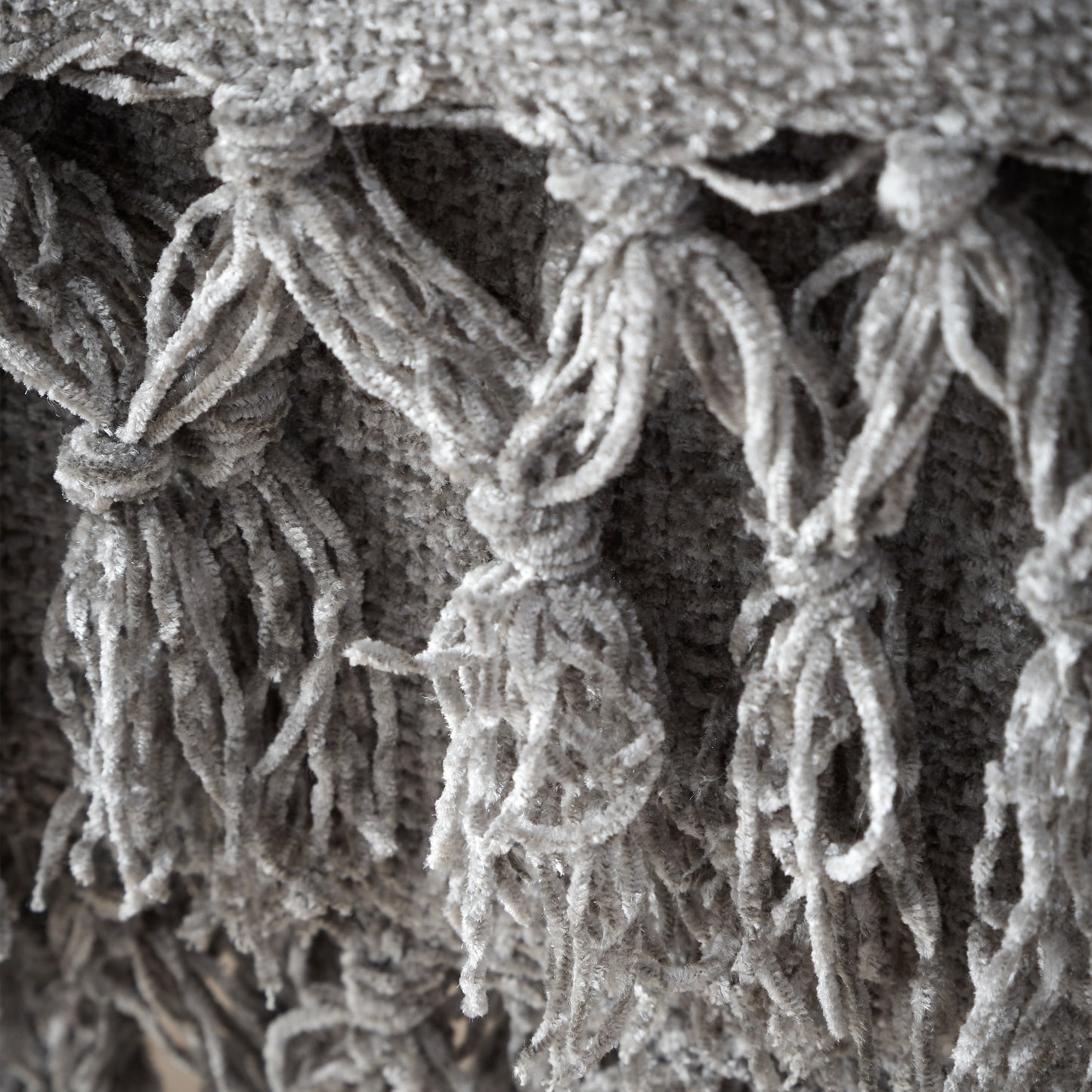 Catherine Lansfield Wilson Plain Chenille Throw - Grey