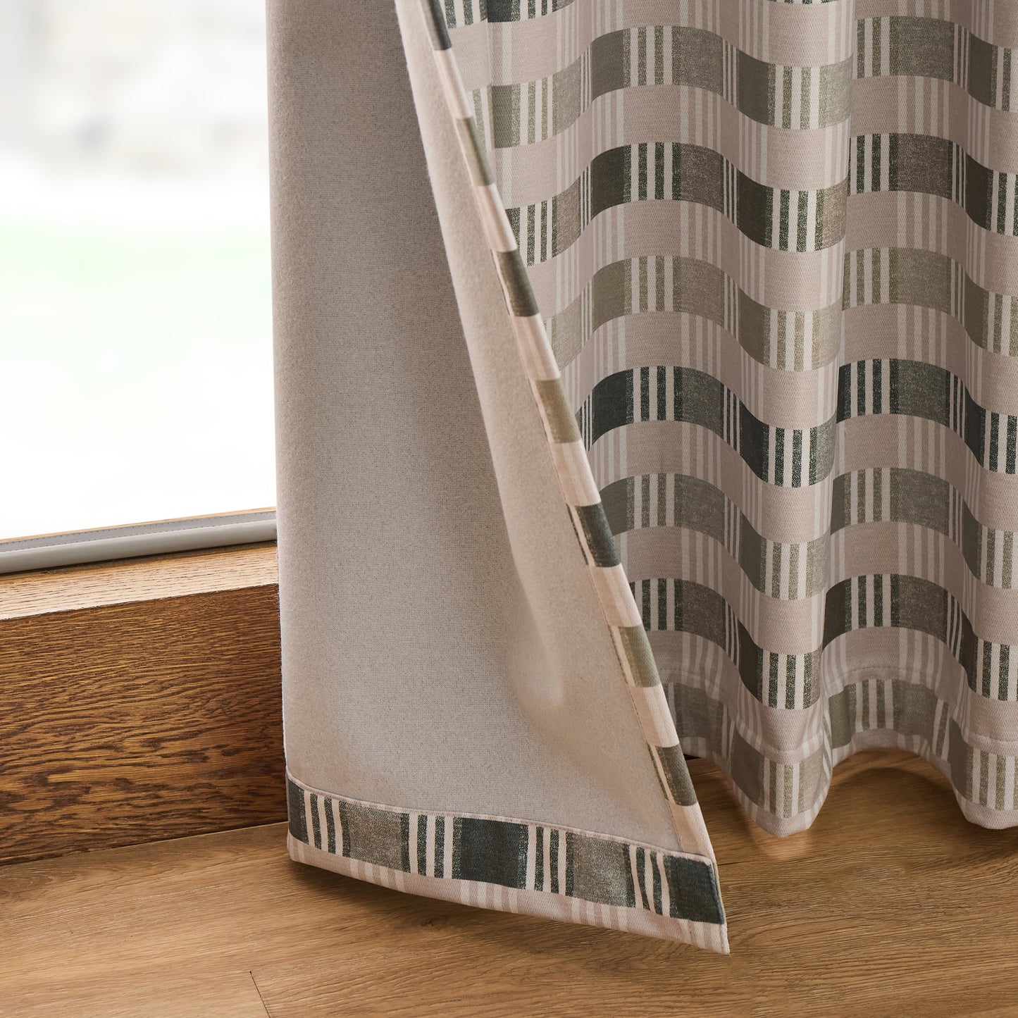 Catherine Lansfield Wilson Check Blackout Thermal Eyelet Curtains - Green