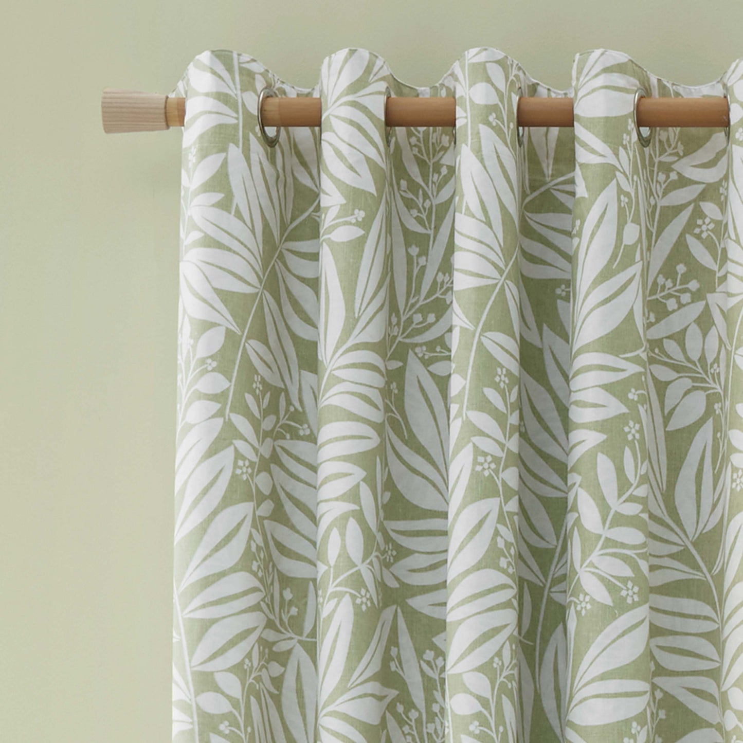 Catherine Lansfield Sorrel Leaf Eyelet Curtains - Green