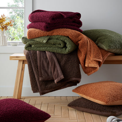 Catherine Lansfield So Soft Velvet Boucle Throw - Damson