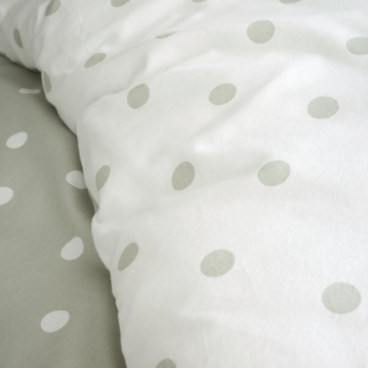 Catherine Lansfield Brushed Polka Dot Duvet Cover Set - Green