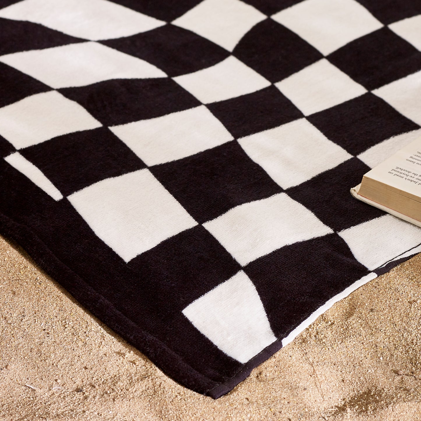 Catherine Lansfield Checkerboard Black/White Beach Towel