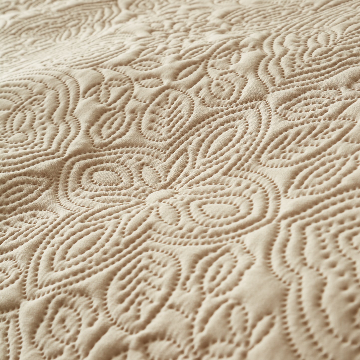 Pineapple Elephant Casablanca Pinsonic Duvet Cover Set - Natural