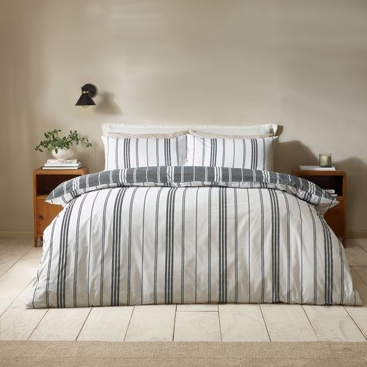 Catherine Lansfield Harbour Stripe Duvet Cover Set - Black