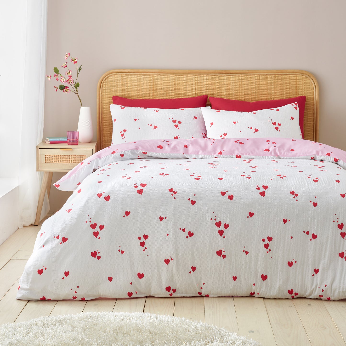 Catherine Lansfield Seersucker Heart Duvet Cover Set