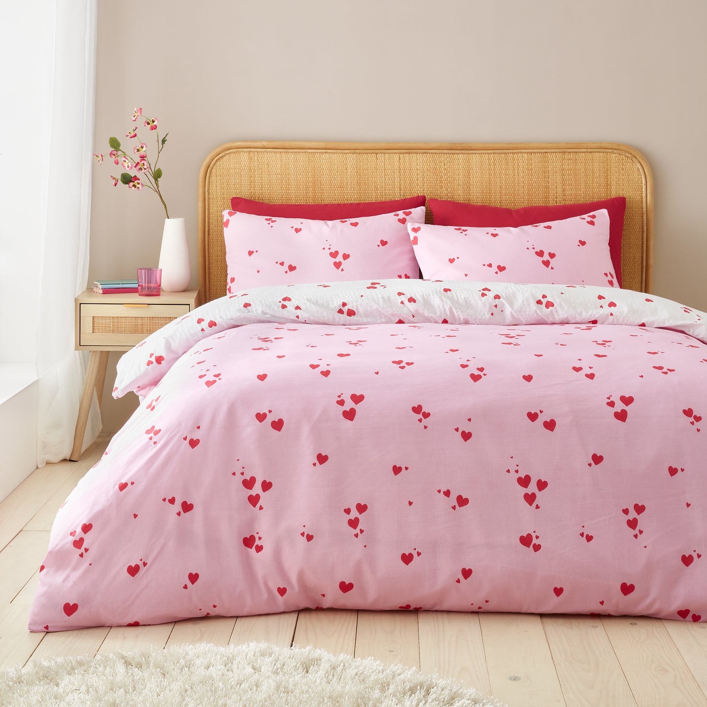 Catherine Lansfield Seersucker Heart Duvet Cover Set