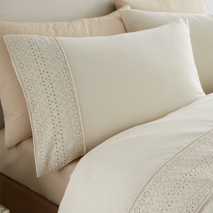 Catherine Lansfield Broderie Anglaise Duvet Cover Set - Cream