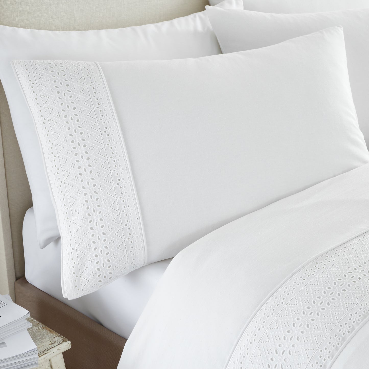 Catherine Lansfield Broderie Anglaise Duvet Cover Set - White