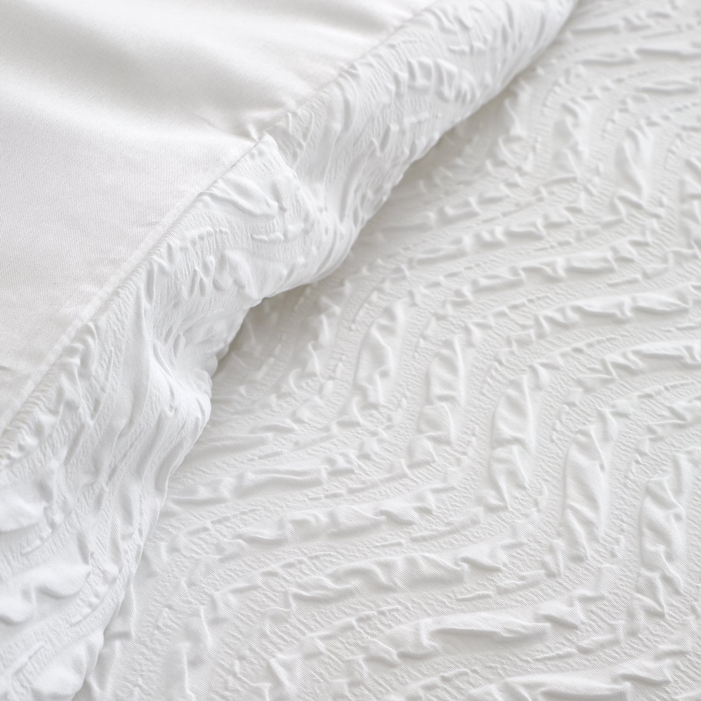 Catherine Lansfield Heatset Wave Duvet Cover Set - White