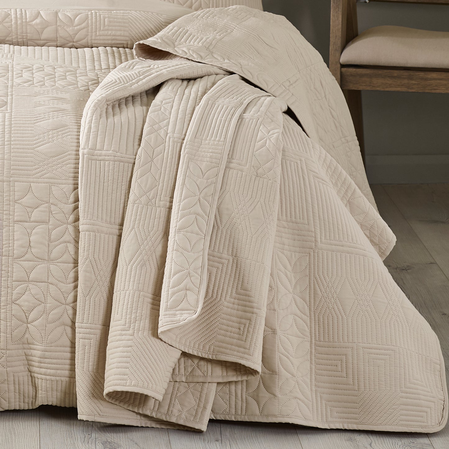 Catherine Lansfield Folkstone Geo Bedspread - Natural