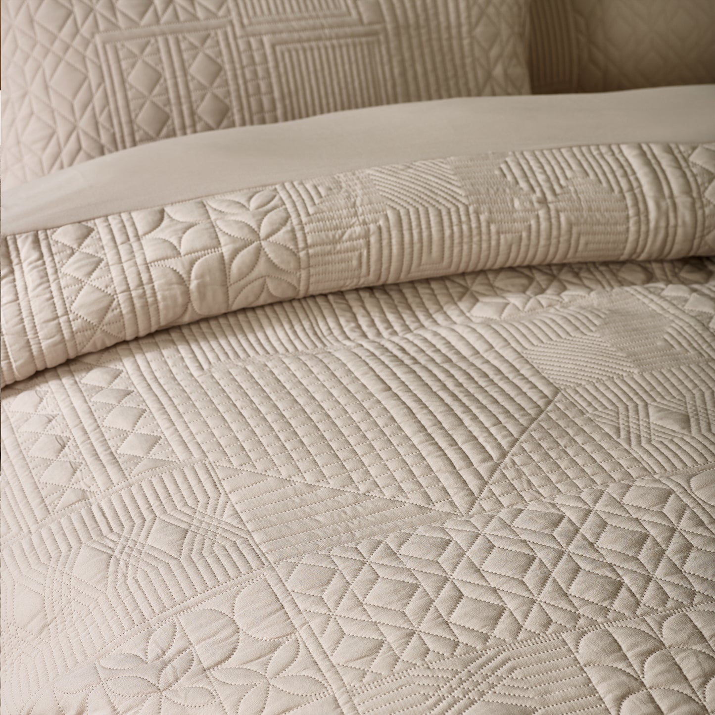 Catherine Lansfield Folkstone Geo Duvet Cover Set - Natural