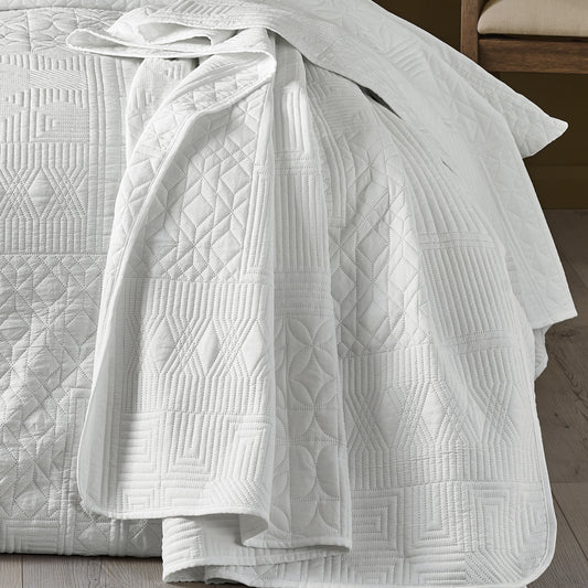 Catherine Lansfield Folkstone Geo Bedspread - White