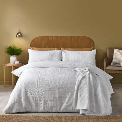 Catherine Lansfield Folkstone Geo Bedspread - White