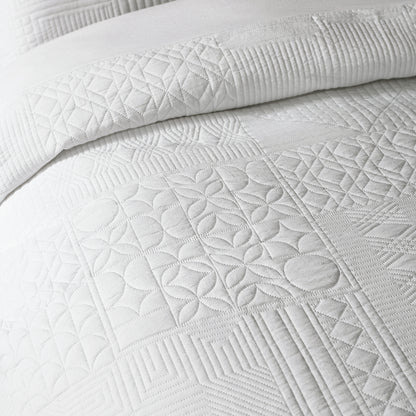 Catherine Lansfield Folkstone Geo Duvet Cover Set - White