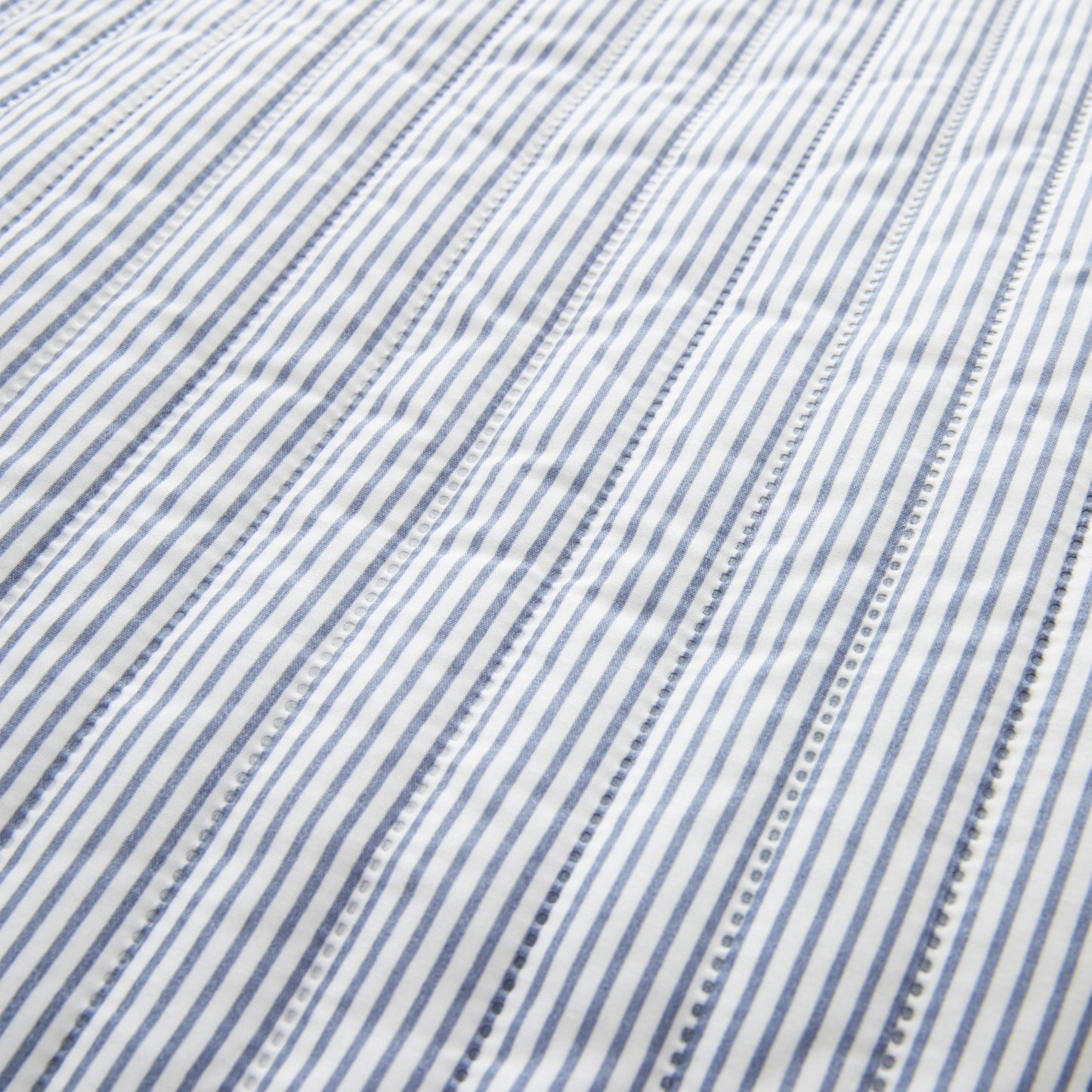Catherine Lansfield Stripe Bedspread - Blue
