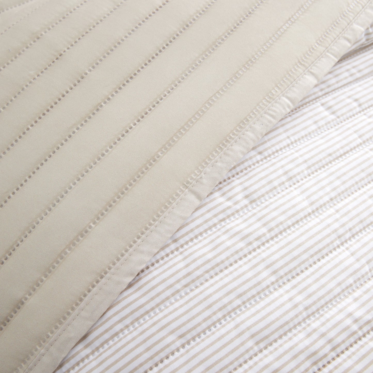 Catherine Lansfield Stripe Bedspread - Natural
