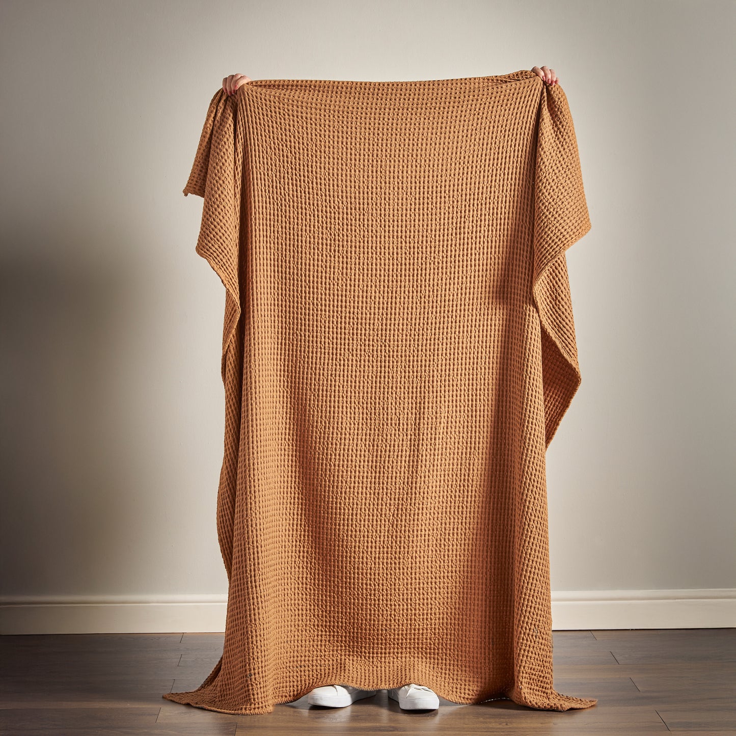 Pineapple Elephant Jaipur Waffle Throw - Caramel
