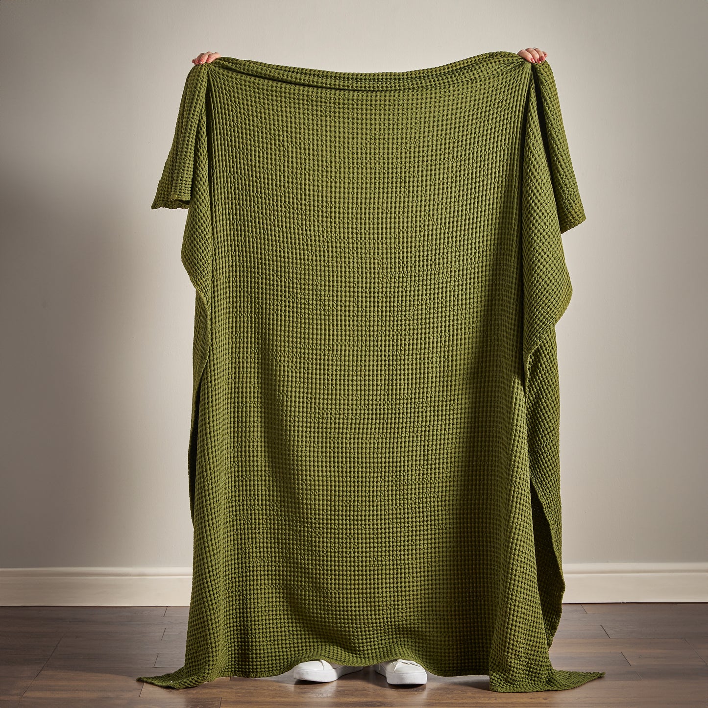 Pineapple Elephant Jaipur Waffle Throw - Olive