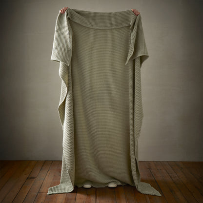Pineapple Elephant Jaipur Waffle Throw - Sage