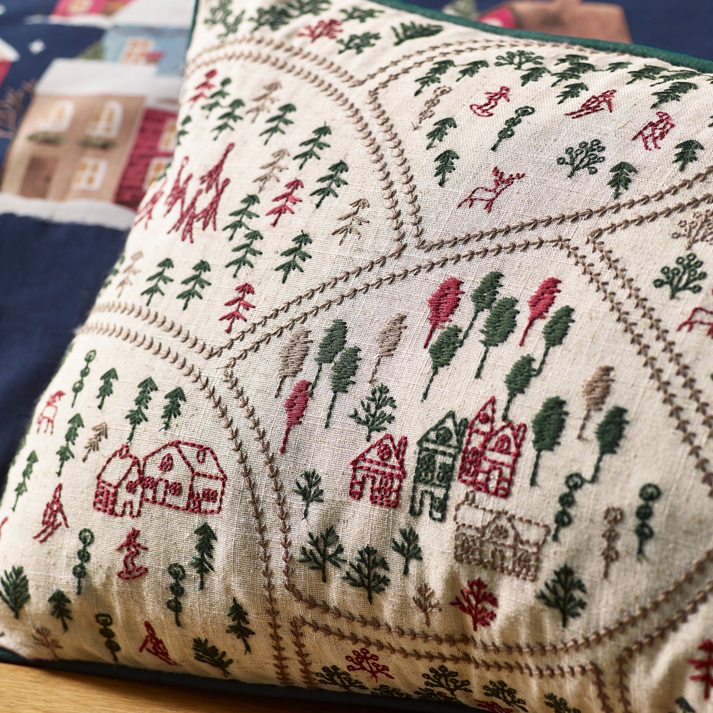 Catherine Lansfield Christmas Ski Village Filled Cushion
