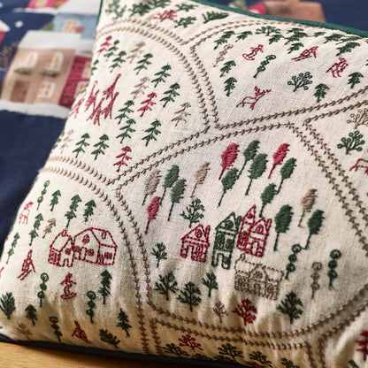 Catherine Lansfield Christmas Ski Village Filled Cushion