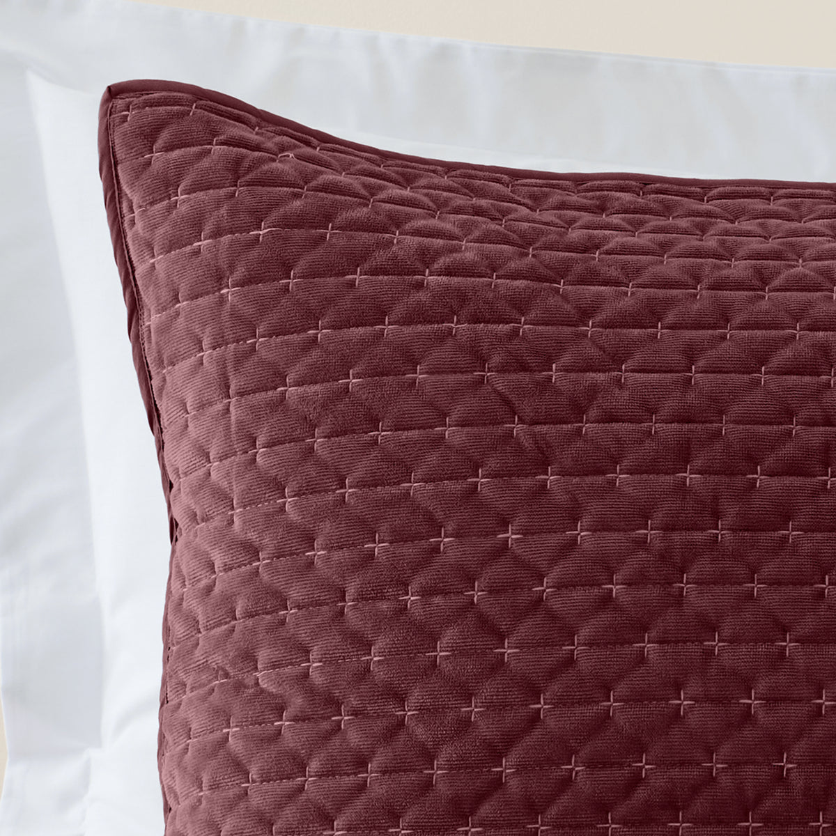 Bianca Attica Velvet Bedspread - Burgundy