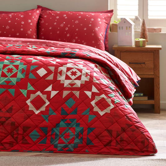 Catherine Lansfield Christmas Patchwork Bedspread
