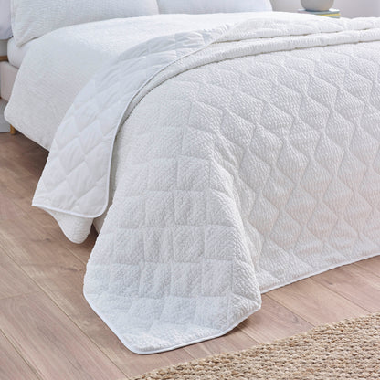 Catherine Lansfield Crinkle Seersucker Texture Bedspread - White