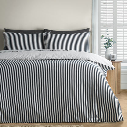 Catherine Lansfield Bow Embroidery Duvet Cover Set - Cream/Black