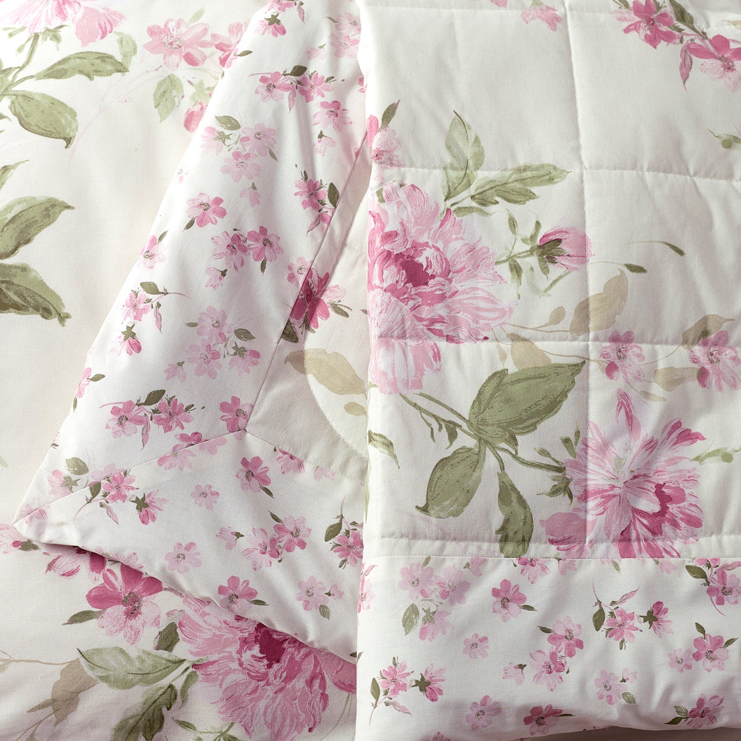 Catherine Lansfield Avebury Floral Bedspread - Cream