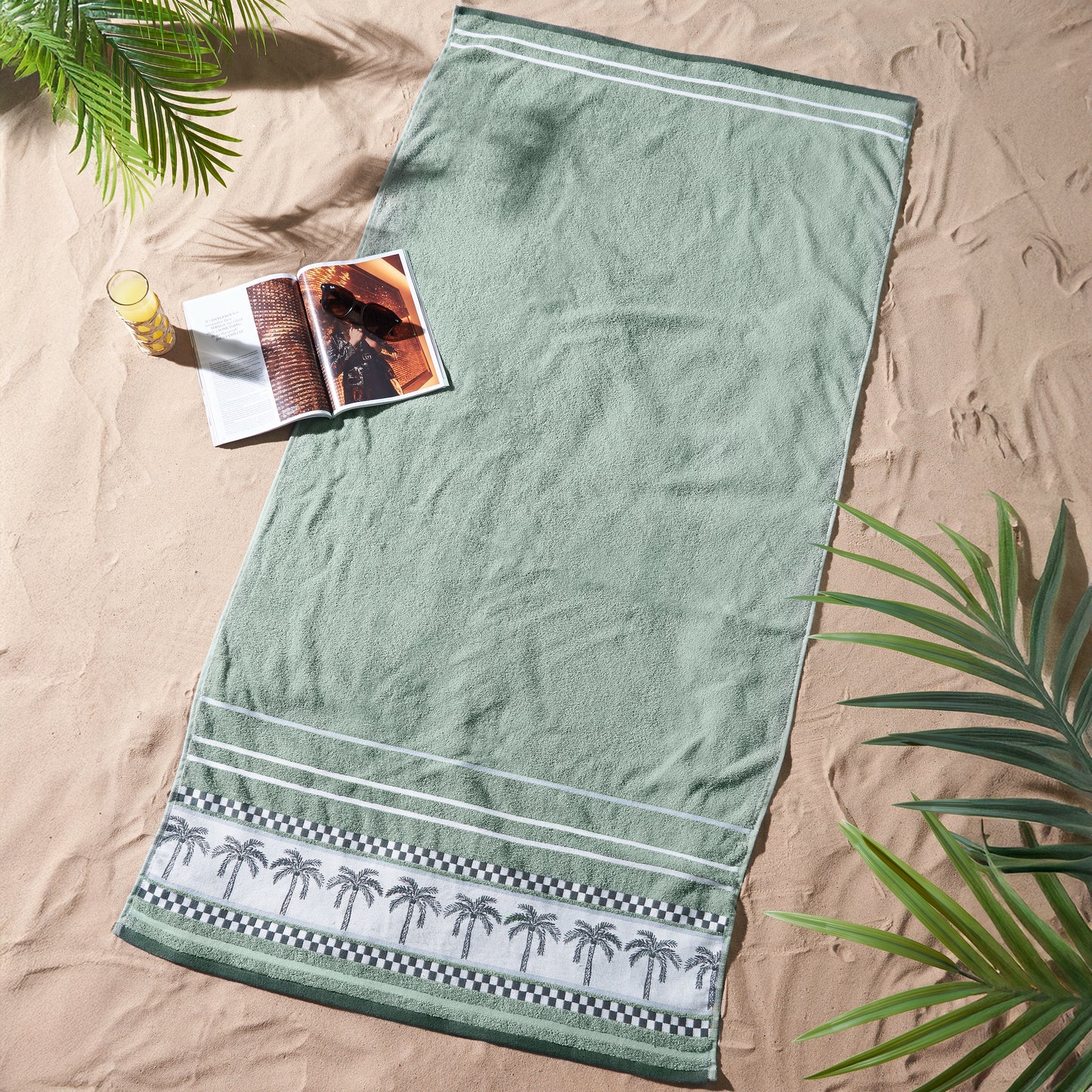 Catherine Lansfield Palm Trees Beach Towel