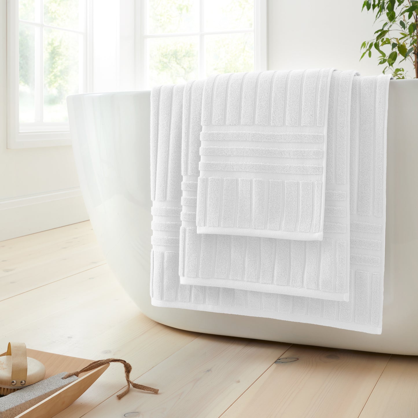 Bianca Hotel Bath Towels - White