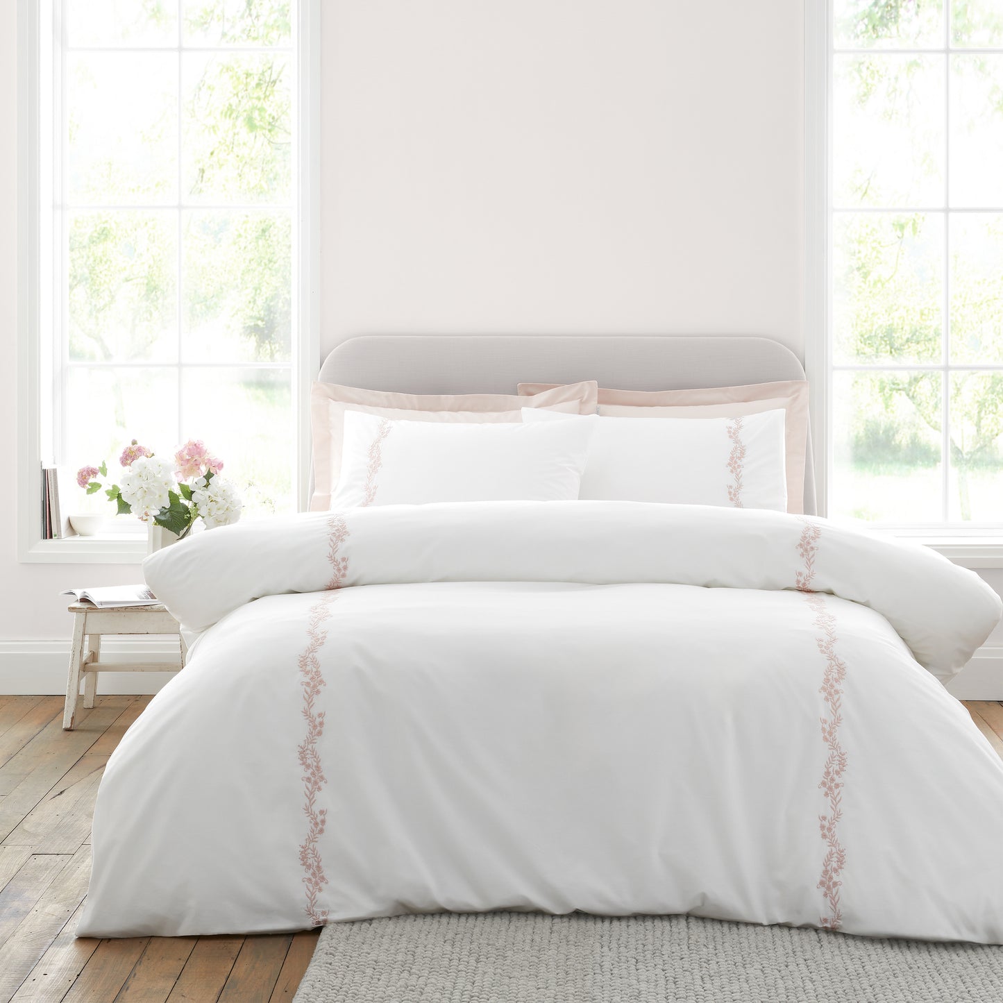 Bianca Camille Embroidered Floral Duvet Cover Set - White/Pink