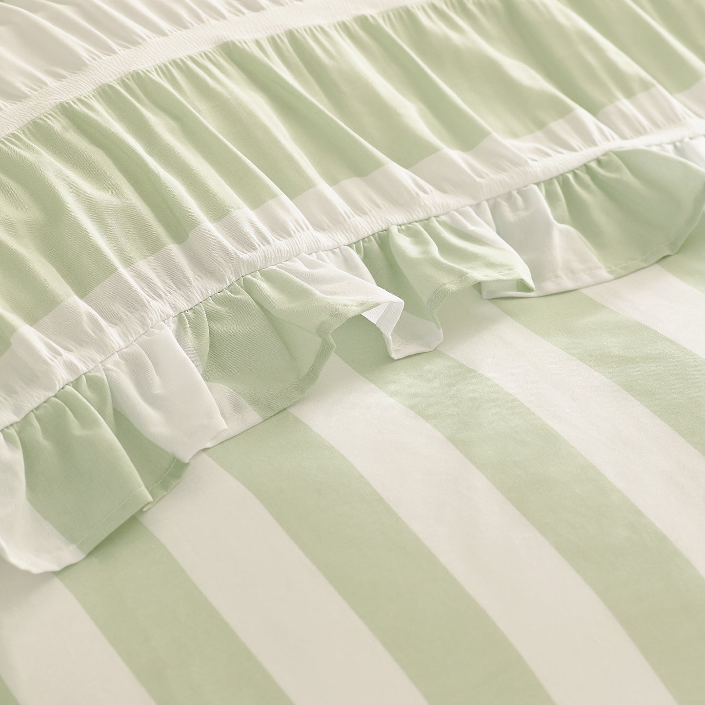 Catherine Lansfield Seersucker Frill Stripe Duvet Cover Set - Green