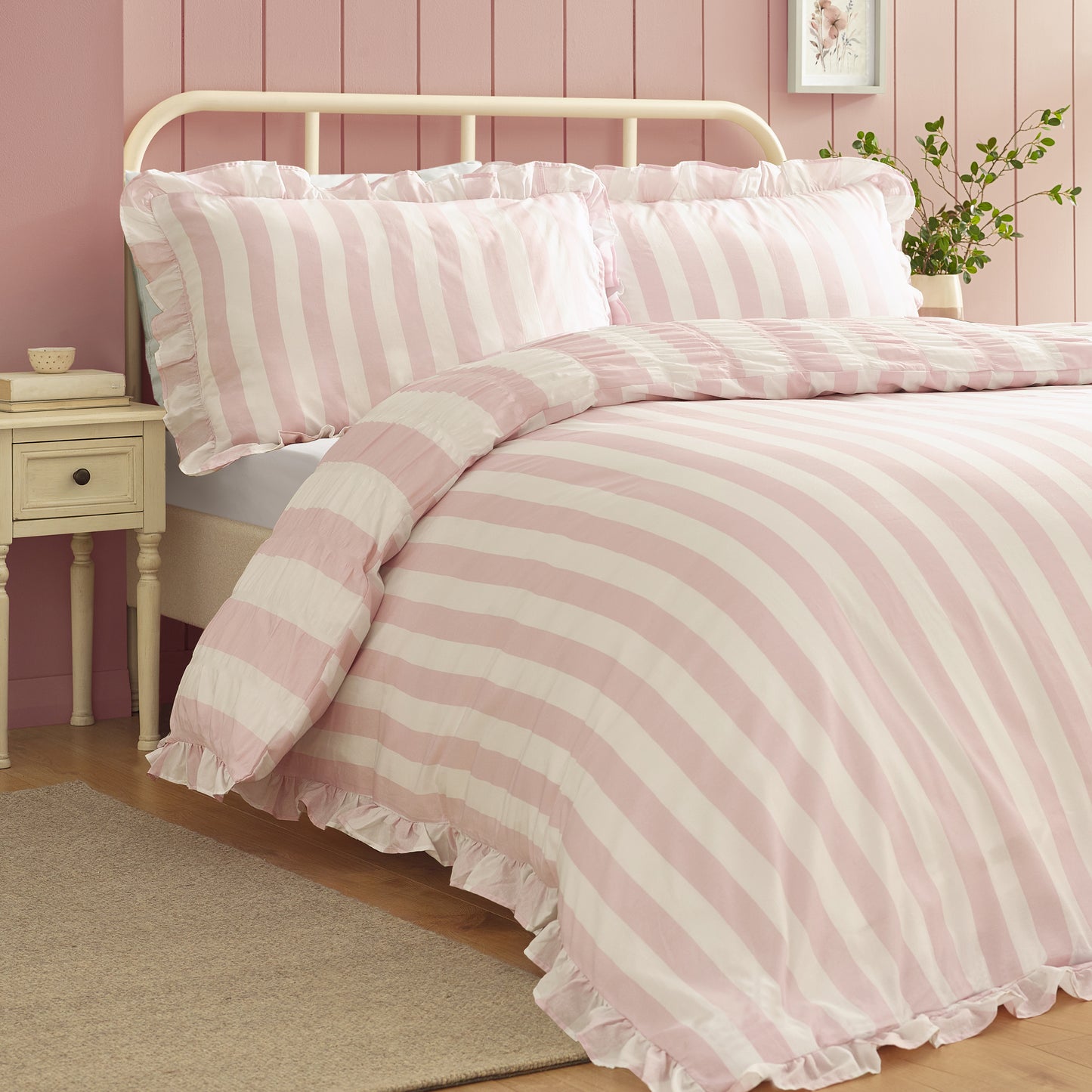 Catherine Lansfield Seersucker Frill Stripe Duvet Cover Set - Pink