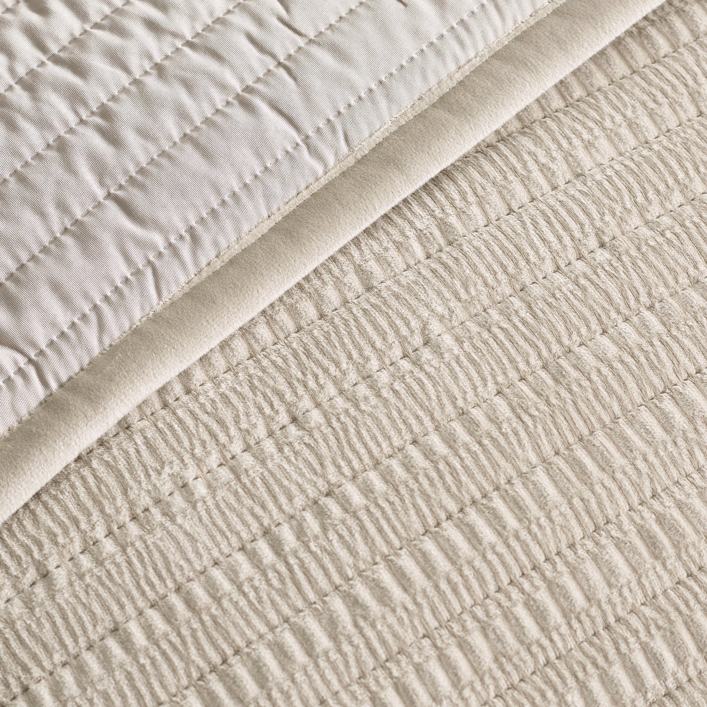 Catherine Lansfield Velvet Pinsonic Bedspread - Natural